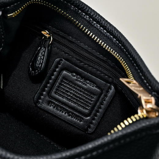 夏季特惠💰470 蔻驰新款流浪包小号CBH16 尺寸:19*15*8cm 商品图5