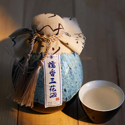 【皇佳香-青云好食城】38°糯香三花酒陶瓷500ml瓶盒装桂林特色特产 商品图3