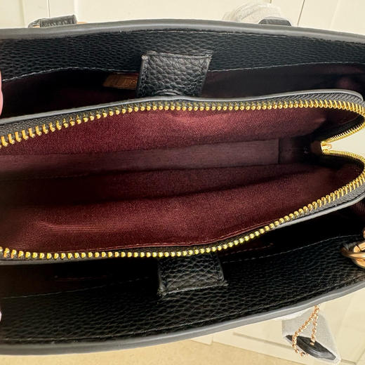 夏季特惠💰550 蔻驰【新品】女士老花SAVANNAH小号CARRYALL手提斜挎包 CAL53 尺寸：28.5*18*10cm 商品图6