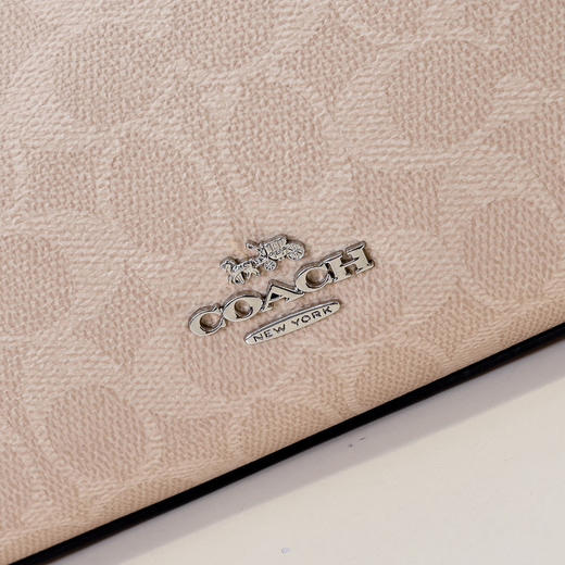 夏季特惠💰470 蔻驰新款流浪包小号CBH15 尺寸:19*15*8cm 商品图6