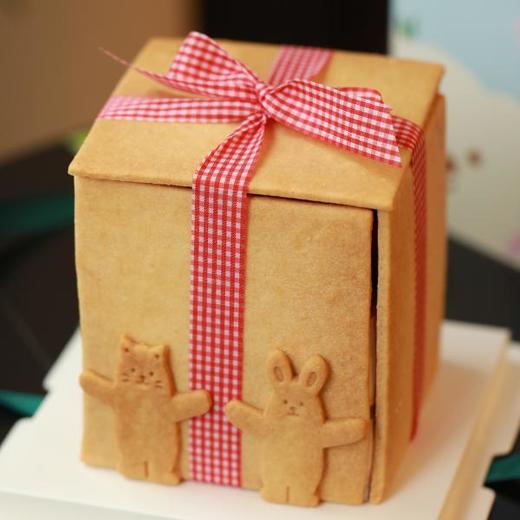 盒中奇遇蛋糕 商品图0