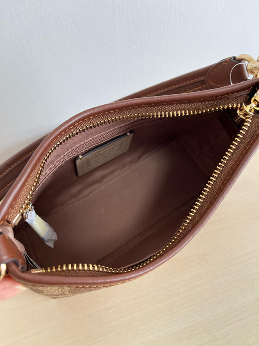 夏季特惠💰470 蔻驰 CBH15 Mini laurel系列流浪包 单肩斜挎包 商品图6