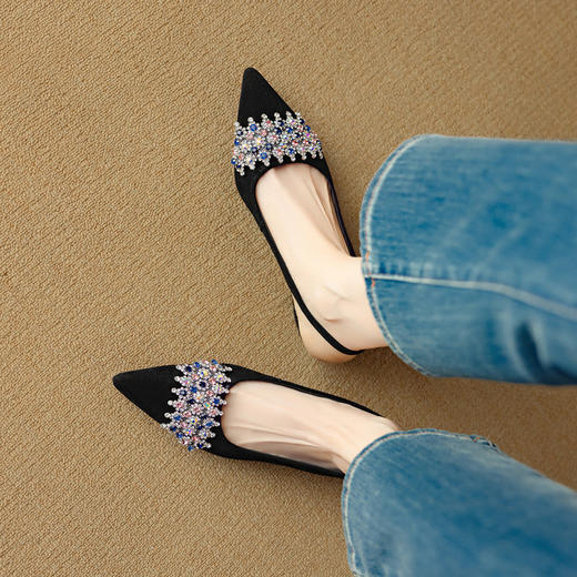 【预售5天】法式水钻包头凉鞋女低跟夏新款通勤百搭尖头单鞋DB&M6368 商品图4