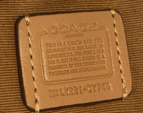 夏季特惠💰430 蔻驰新款CR245樱桃迷你枕头。CY745樱桃，女包RowanPVC新波士顿水桶mini手提斜挎枕头包 尺寸：18×14×8cm 商品图8