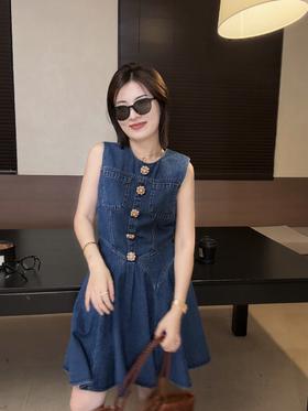 干练——牛仔连衣裙