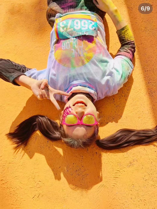 北美订单 正品 哥伦比亚户外墨镜。男女同款 
专业户外品牌 墨镜具有一定的户外功能防紫外线，外边卖80美金一个折合人民币500左右；
配有品牌logo防尘袋 商品图11