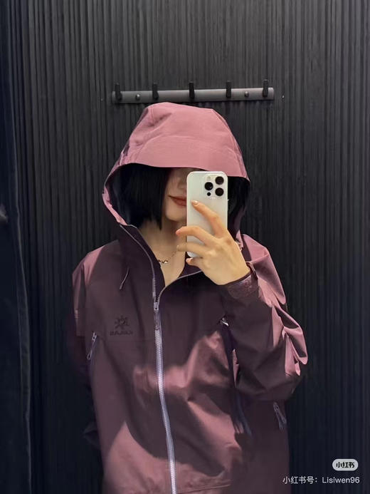 2025最新款尝鲜 原单正品凯乐石玄夜紫冲锋衣
尺码XS～XXL
原价2000➕ 商品图14