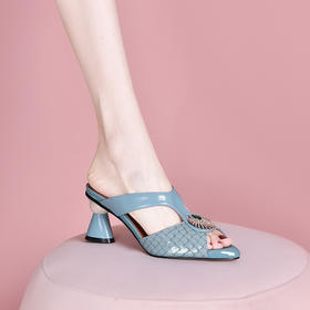 【预售5天】气质法式凉拖鞋女日常外穿夏季新款透气粗跟时尚水钻拼色鱼嘴凉鞋SY&211-s88