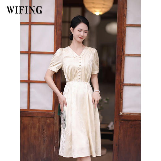 未风杏色泡泡袖连衣裙女夏2025新款夏季女装时尚简约显瘦短袖裙子 商品图2