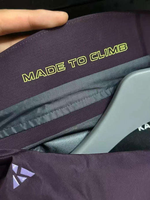 2025最新款尝鲜 原单正品凯乐石玄夜紫冲锋衣
尺码XS～XXL
原价2000➕ 商品图9