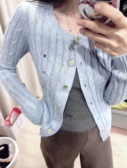 ¥399美国直邮Tommy女款麻花开衫，今年的新款纽扣改成了金属纽扣，一样好看受欢迎 商品图7