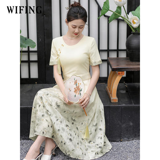 未风杏色国风连衣裙女2025新款夏季气质收腰针织拼接长款短袖裙子 商品图3