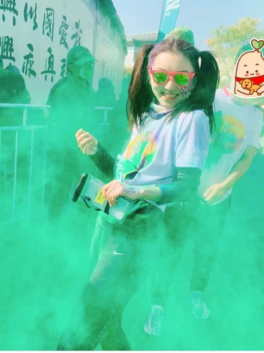 北美订单 正品 哥伦比亚户外墨镜。男女同款 
专业户外品牌 墨镜具有一定的户外功能防紫外线，外边卖80美金一个折合人民币500左右；
配有品牌logo防尘袋 商品图13