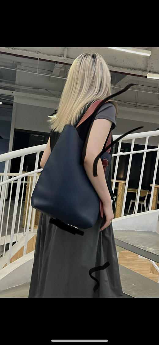 Celine 牛皮 拼色 box皮大号 水桶包 商品图3