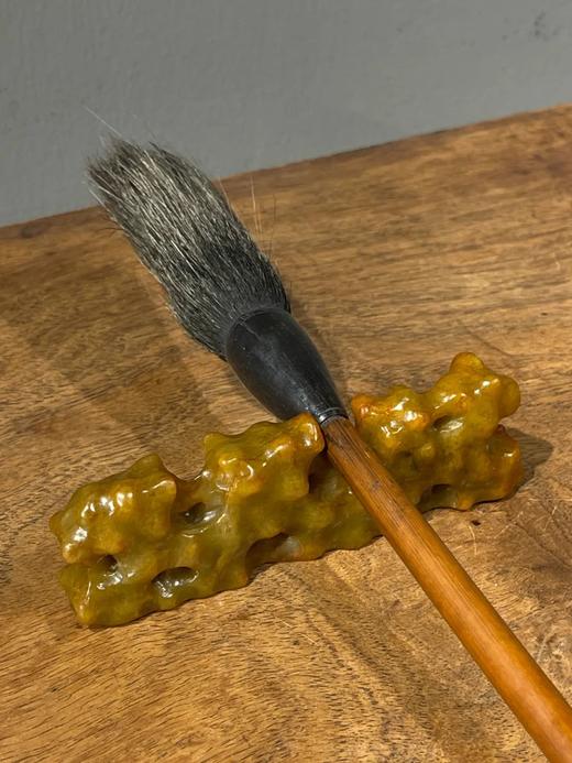 黄沁白玉镂雕奇石石形笔搁，顺丰包邮 商品图13