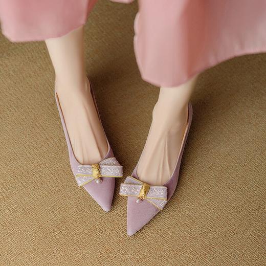 【预售5天】里外全皮气质高跟鞋仙女风甜美猫跟蝴蝶结珍珠浅口高跟鞋DB&M6205 商品图1