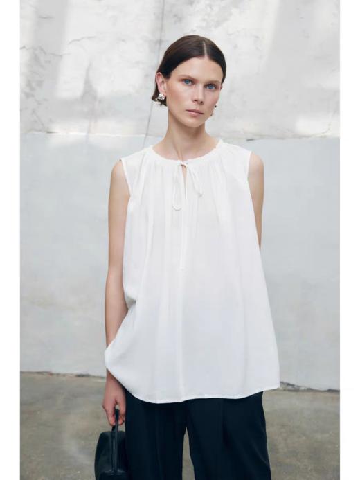 Chapter by/CBS23D25/夏日抽绳圆领褶皱设计无袖衬衫女士简约质感上衣 商品图0