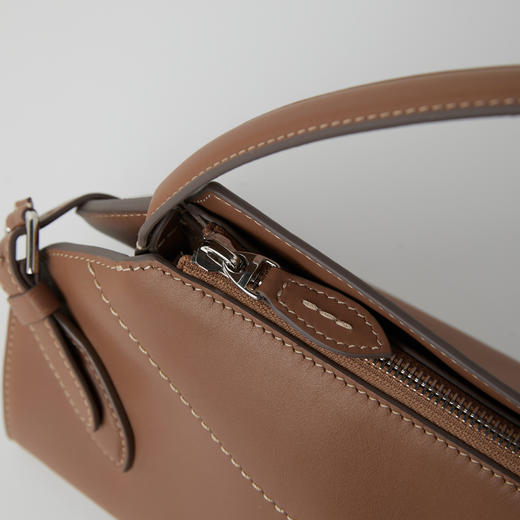 ROMI STUDIO 100%头层牛皮革复古高级感单肩手提包 RWCRP33635 商品图3