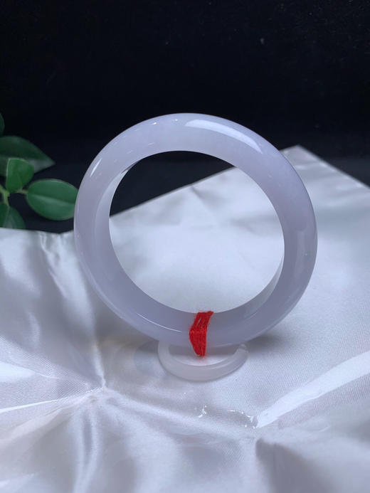 620113，53淡紫罗兰手镯，淡淡的紫罗兰底色，底妆细 干净清爽 很秀气 商品图1