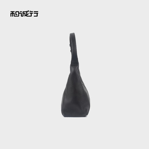 和诚行 2025新款时尚真皮女包简约休闲饺子包百搭单肩腋下包4180113 商品图2