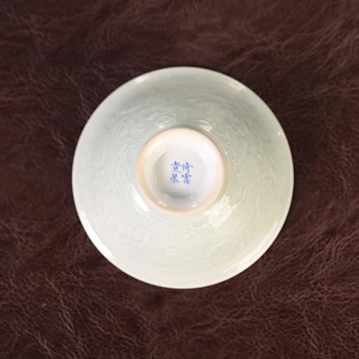 倚云煮泉 鱼藻 外雕刻 青釉 压手杯 商品图3