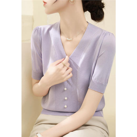 百媚生 夏季新款凉爽冰丝法式v领珍珠口设计短袖t恤 3786 商品图2