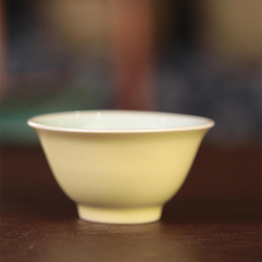 倚云煮泉象牙黄凤穿花品茗杯 商品图0