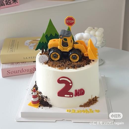 挖机蛋糕【提前预约】 商品图0