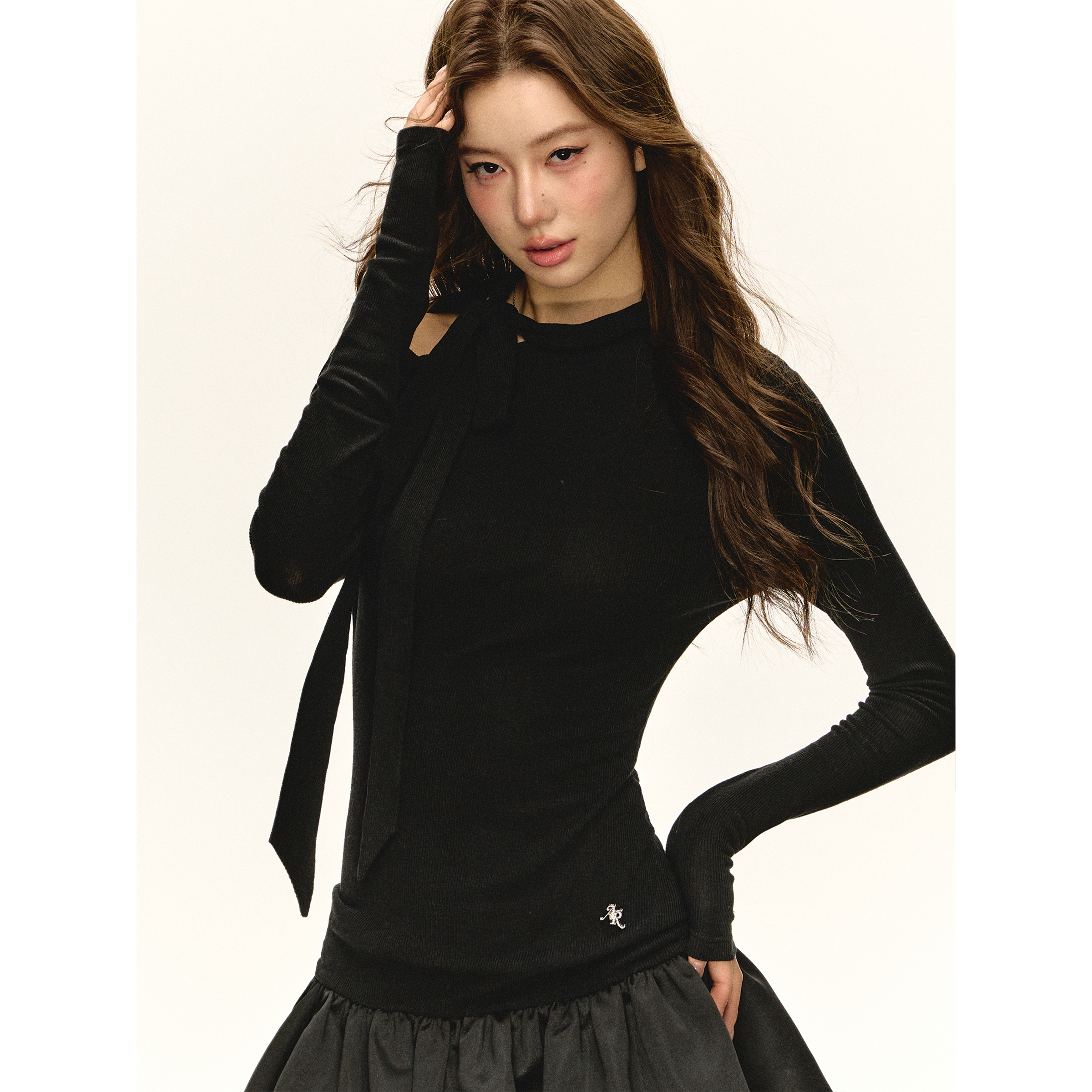 Ariseism 美式辣妹设计感露肩黑色系带拼接连衣裙女春季新款裙子