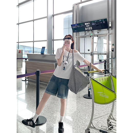 【149元任选2件】最后一波现货！韩系卷边设计浅色牛仔短裤 商品图3