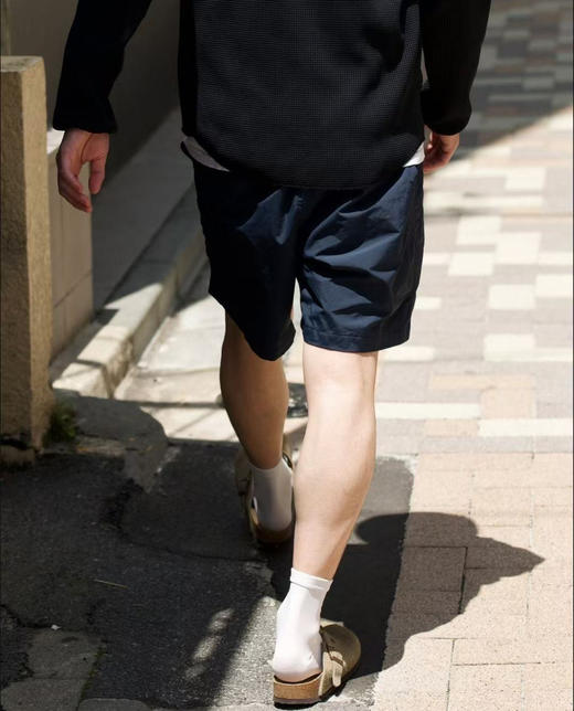 2506103     日本户外 机能中裤 商品图4