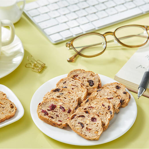 MM 山姆 panpan全麦坚果面包脆片 500g（16包） 商品图2