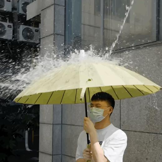 【24骨直柄防水套伞】 伞届天花板 自带防水套 以后下雨坐地铁不用套塑料袋了 出口日本品质!超大号!全家可用!!24骨加固筋骨，115cm超宽伞下直径!!台风天都不怕! 商品图1