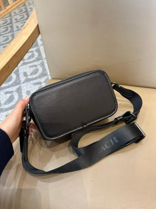 夏季特惠💰490 蔻驰CM109 CM113男士经典标志WYATT斜挎包单肩包 商品图2
