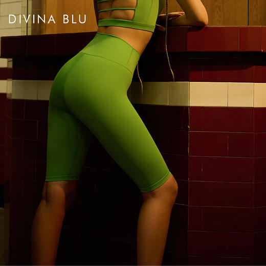 DIVINABLU多伦多系列迪唯纳经典五分裤多伦多裸感五分裤11 商品图10