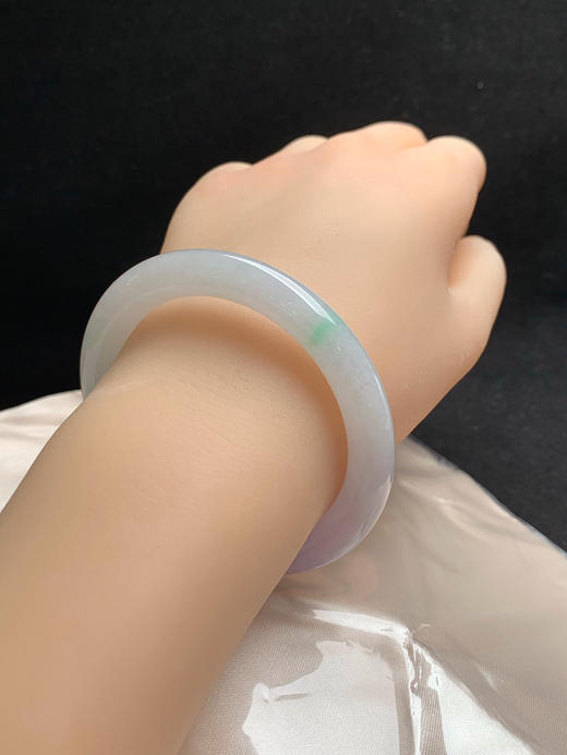 620119，52.2圈口，糯化飘紫细圆条美人条，水头好，半截粉紫色，飘两处绿花 商品图5