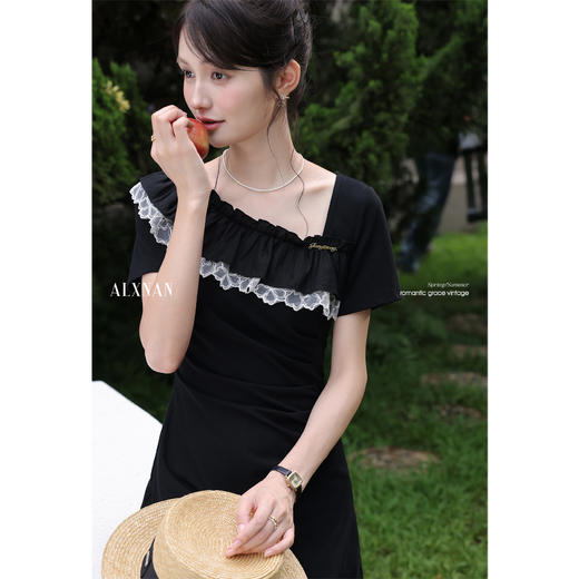 鹿向南「港岛暮色」法式气质设计感黑色荷叶边短袖连衣裙女长裙夏 商品图0