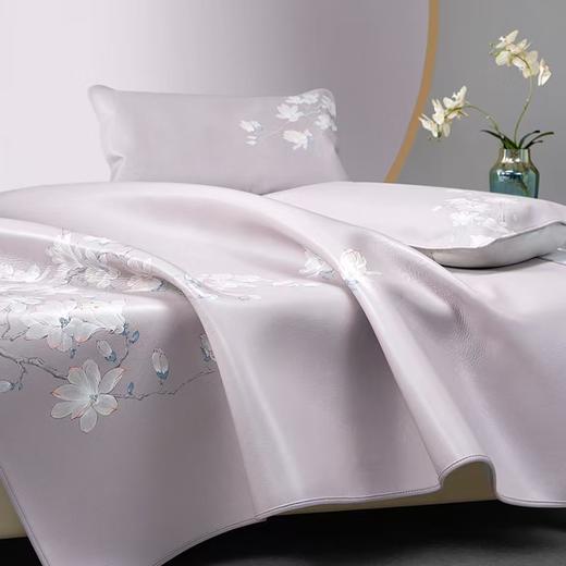 梦洁 00316 彩绘头层水牛皮三件套：玉兰（灰）【180*200】 商品图3