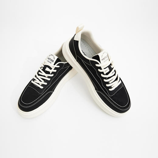 【新品上新】HX 四季板鞋百搭款式穿着舒适S302520006101 商品图0