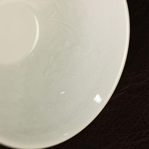 倚云煮泉内模印柠檬黄斗笠杯-鱼藻纹 商品图4