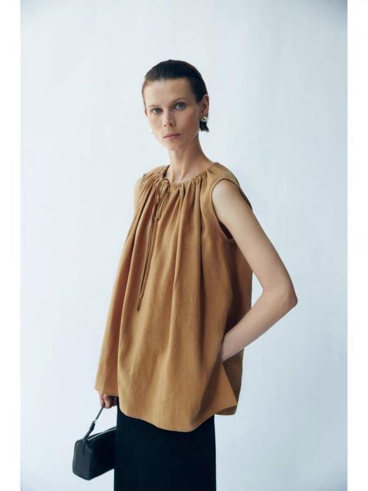 Chapter by/CBS23D25/夏日抽绳圆领褶皱设计无袖衬衫女士简约质感上衣 商品图1