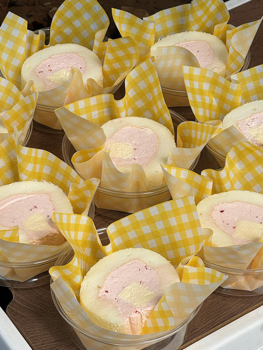 椰香芝士草莓卷卷 商品图1