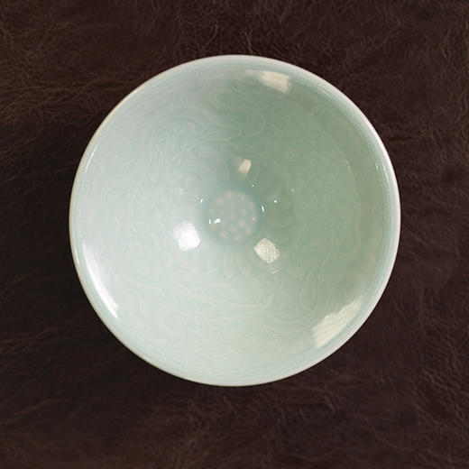 倚云煮泉 内模印 龙纹 青釉 斗笠杯 商品图3