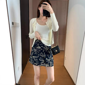 水墨之韵 ！2025双皱面料轻盈透气细腻亲肤直筒裙裤版印花短裙夏！