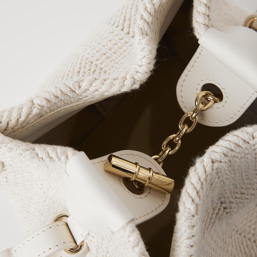 ROMI STUDIO 编织棉绳和头层牛皮革米白单肩斜跨水桶包RWCRP33738【发货时间：25-30天】 商品图4