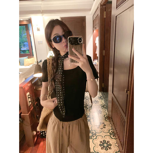 <曾小咸推荐>方领正肩短袖T恤女夏季收腰修身 商品图3