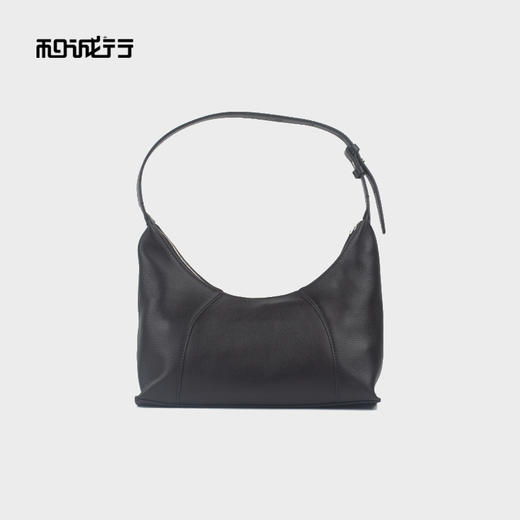 和诚行 2025新款时尚真皮女包简约休闲饺子包百搭单肩腋下包4180113 商品图3