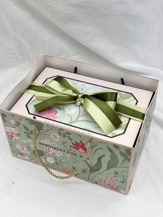 D060326优雅浪漫海蓝洁面彩妆森系珍珠礼盒 商品图1