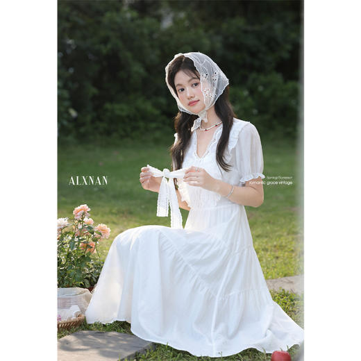 鹿向南「月光变奏曲」法式连衣裙女夏季小飞袖收腰米白色短袖长裙 商品图4