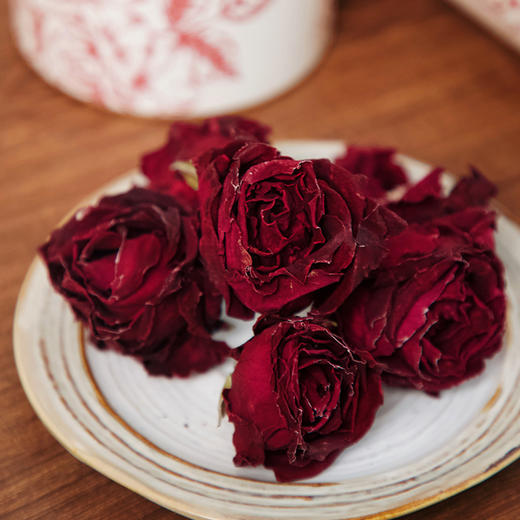 【2罐68元 头茬品质 花骨朵更大】预售3天发 云南冻干墨红玫瑰花  满杯花青素   喝完嘴里香香的～ 商品图1